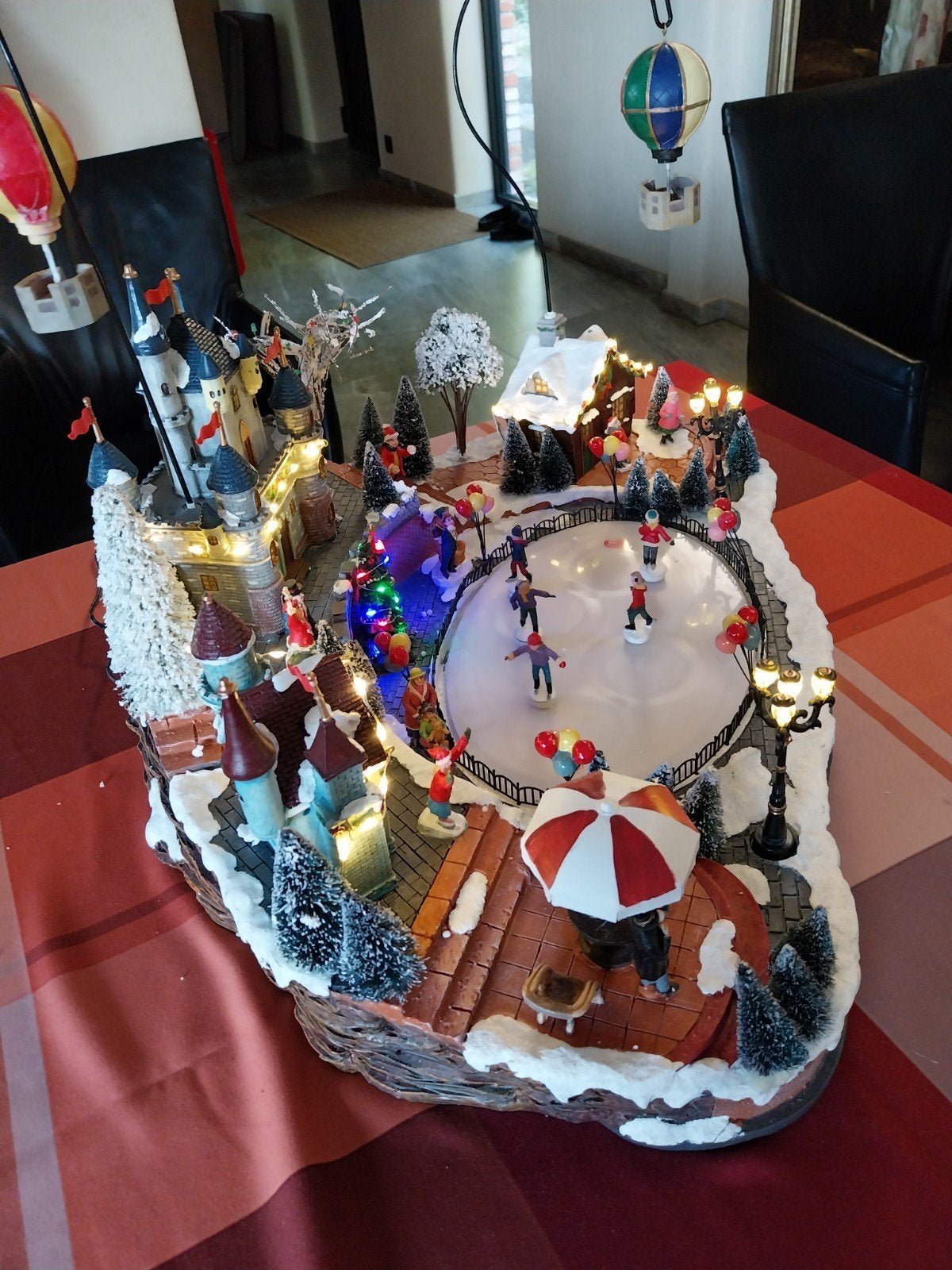 Château de Luville avec patinoire, Divers, Enlèvement