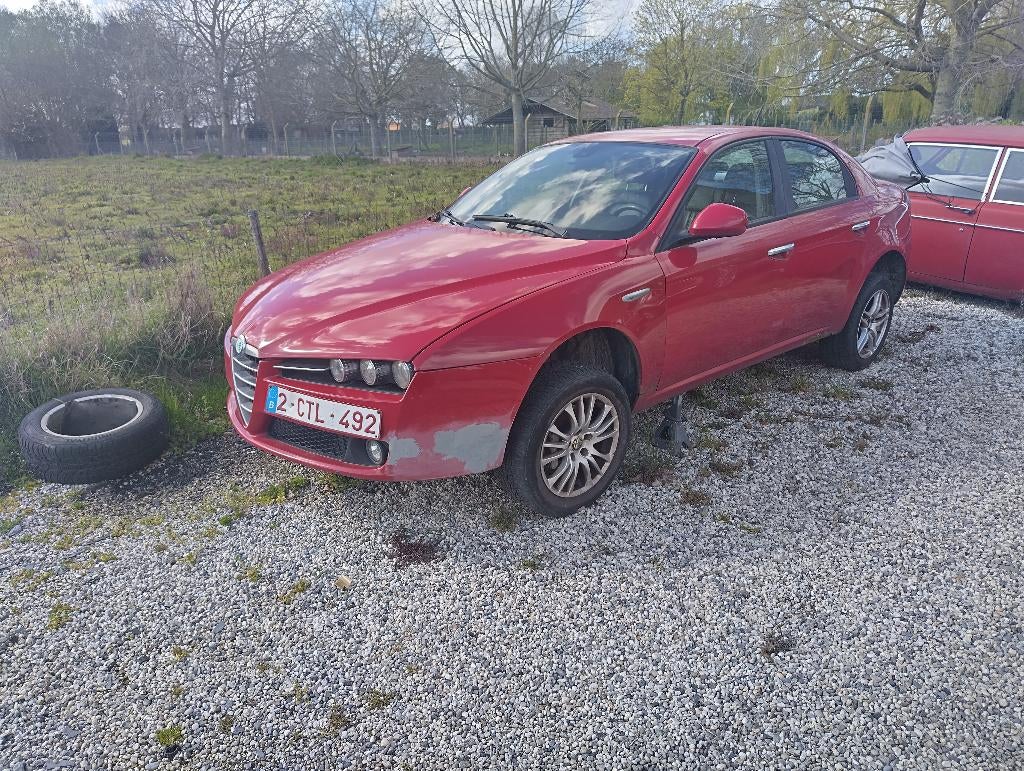 Alfa Romeo 159 (pour pièces), Autos, Achat, Boîte manuelle, Noir, 5 portes