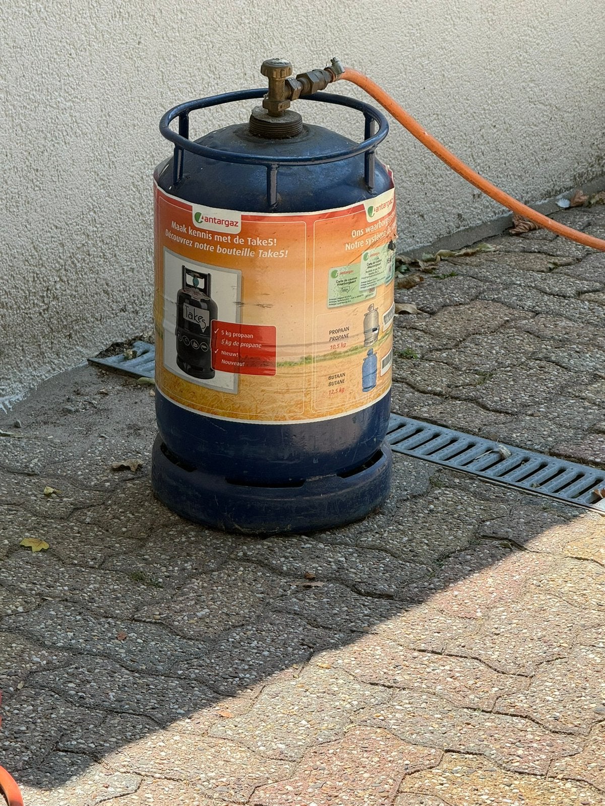 Bouteilles de gaz, Enlèvement, Utilisé