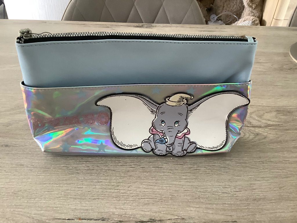 Trousse de toilette Disney Dumbo, Collections, Disney, Enlèvement ou Envoi, Bambi ou Dumbo, Utilisé, Sac, Valise ou Pochette