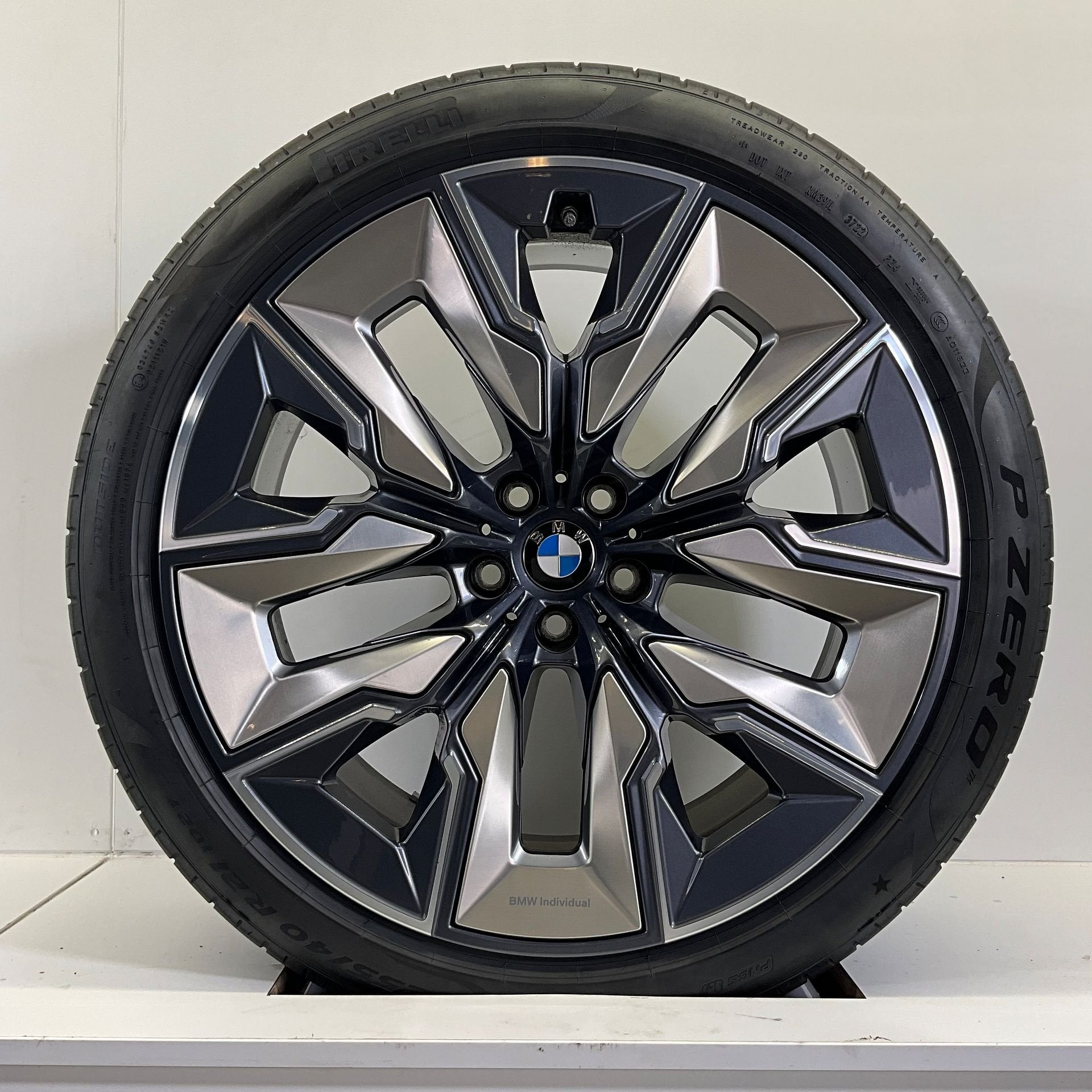 BMW 7 SERIE G70 I7 X3 G45 BREEDSET VELGEN + ZOMERBANDEN 21 I, Auto-onderdelen, Gebruikt, 255 mm, -, -