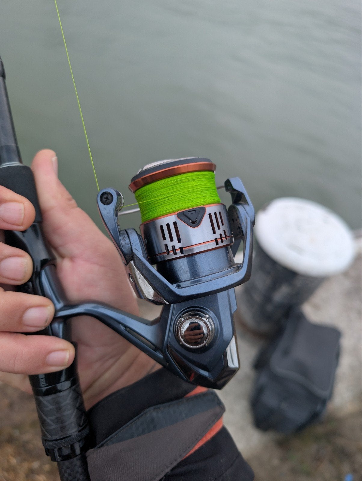 Shimano nasci 2500 (model 2025), Watersport en Boten, Hengelsport | Roofvissen, Ophalen of Verzenden
