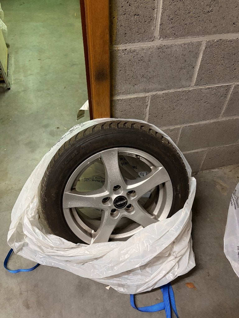 Set complet hiver jantes+pneus 195/55 R16, Autos : Pièces & Accessoires, Pneus hiver, 16 pouces, Véhicule de tourisme, Pneu(s)