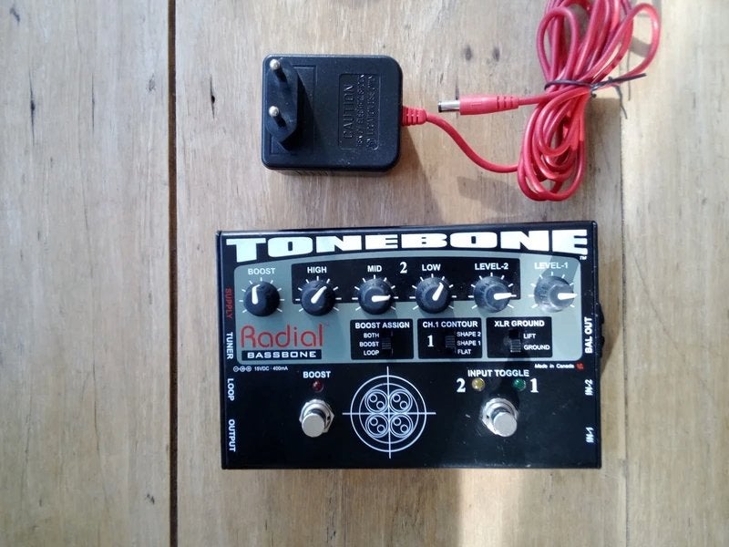 Radial Bassbone v1, Musique & Instruments, Effets, Enlèvement ou Envoi, Utilisé, Volume