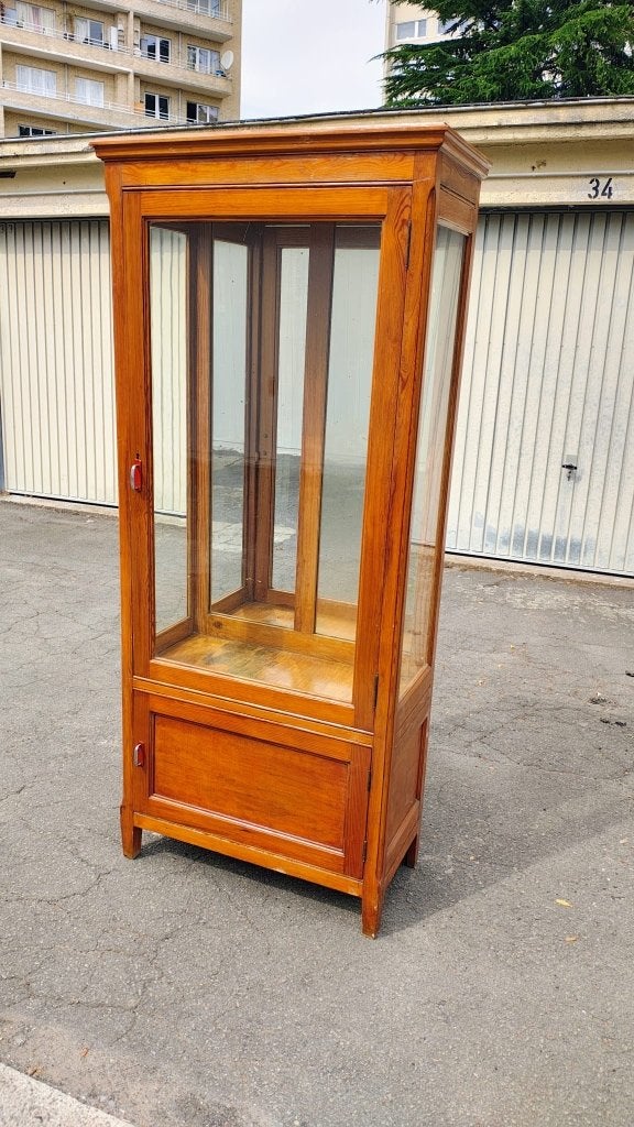 Ancienne vitrine de pharmacie, Enlèvement