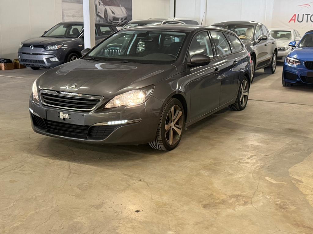 Peugeot 308 1.2i 2016 110.000km Export Handelaar, Auto's, Bedrijf, Handgeschakeld, Radio, Te koop