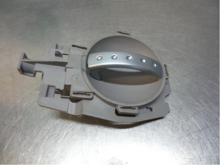 Poignée portière 2portes droite d'un Citroen C3 (C3 02-), -, 3 mois de garantie, Utilisé, -