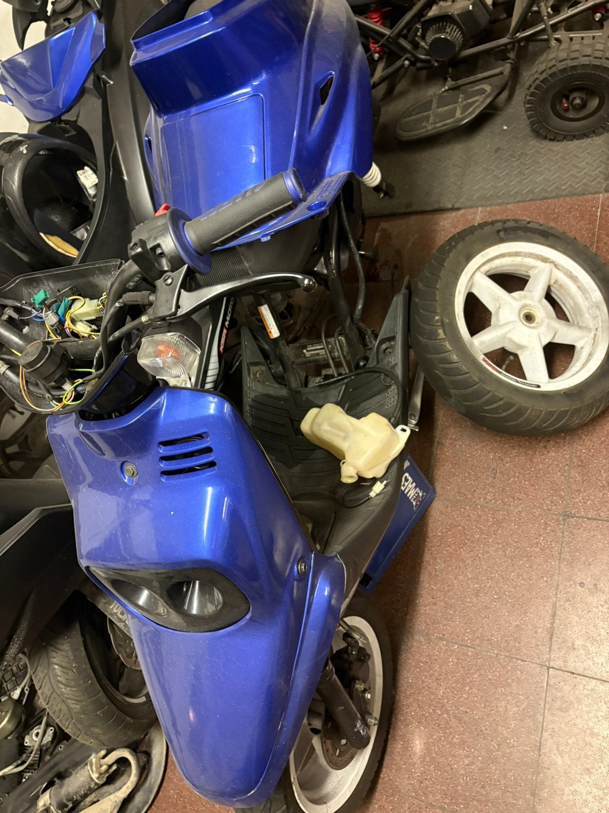 Mbk booster in onderden, Fietsen en Brommers, Ophalen