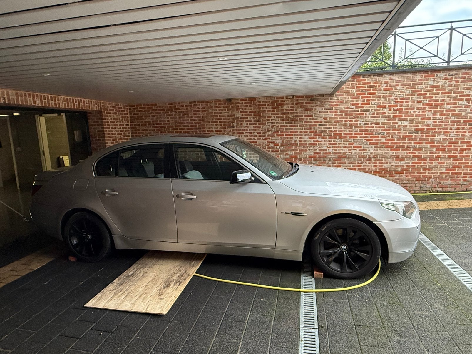Bmw banden en velgen, Ophalen, Band(en)