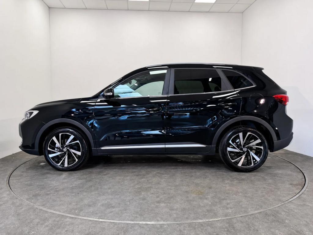 MG ZS 1.5 HEV LUXURY | AUTOMAAT 360 CAMERA, APPLE CARPLAY, Auto's, MG, Automaat, 1498 cc, ZS, Zwart