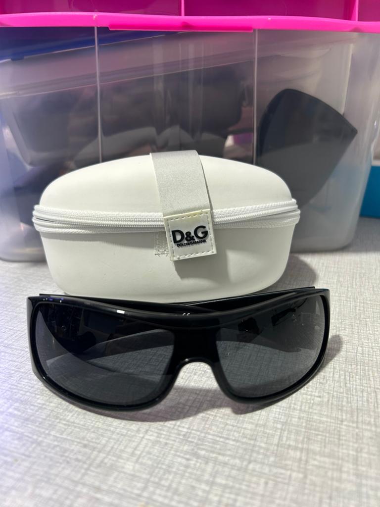 Dolce & Gabbana Zonnebril (Inclusief Koker), Ophalen of Verzenden, Zo goed als nieuw, Zwart, Zonnebril