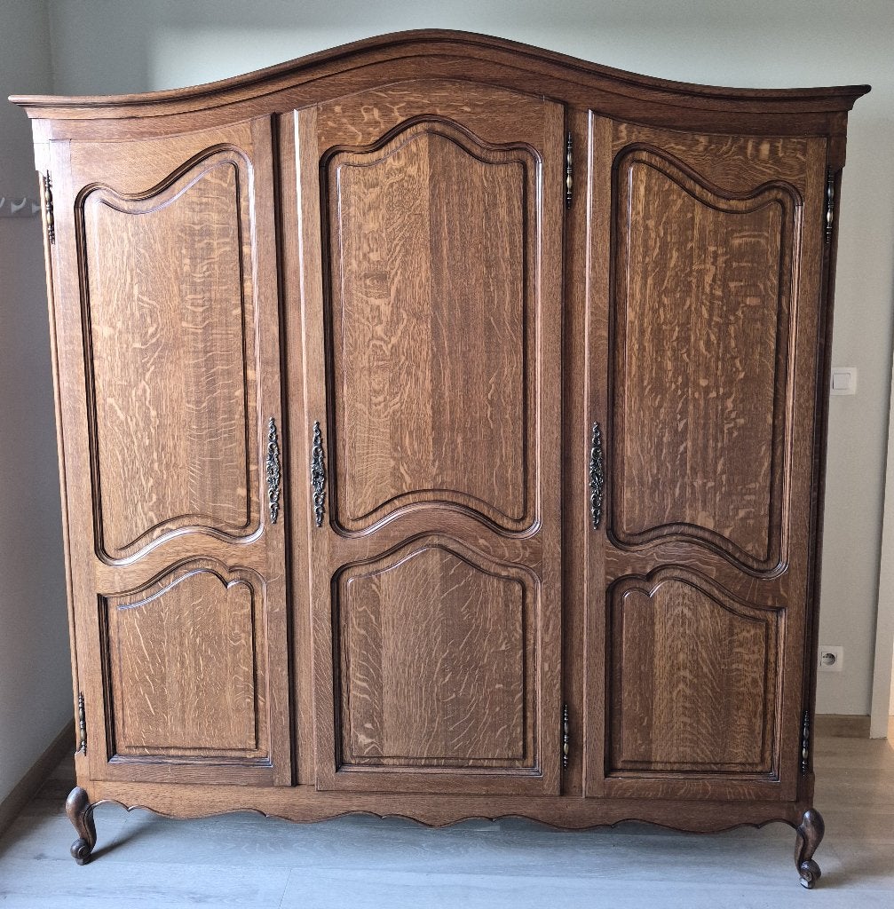 Klassieke massief houten kledingkast (3-deurs) + nachtkastje, 70 cm ou plus, 65 cm ou plus, Enlèvement, Utilisé