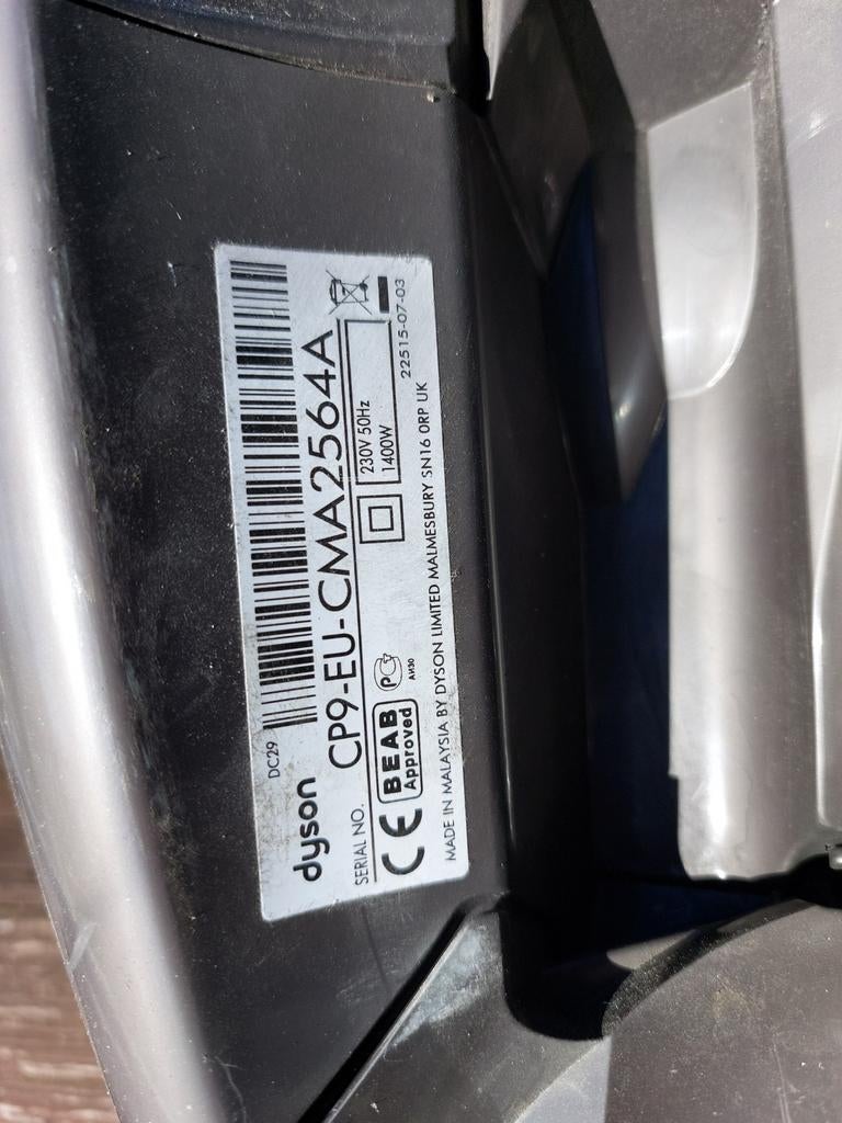 Dyson CP9 aspirateur, Enlèvement, Utilisé, Réservoir, Aspirateur