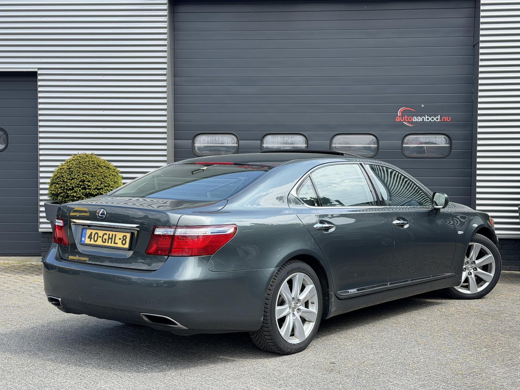Lexus LS 600h L. President (automatique), Autos, Lexus, Cuir, Achat, 4 portes, Entreprise