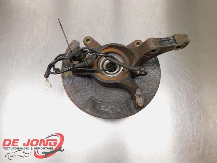 Fusee rechts-voor van een Suzuki SX-4, Gebruikt, -, -, Ophalen of Verzenden