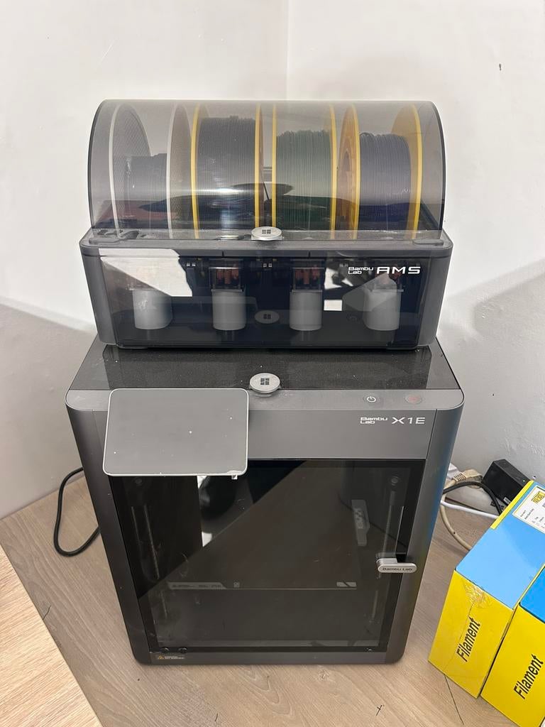3D printer bambu lab X1E, Wi-Fi intégré, 3 ou plus, Comme neuf, Enlèvement