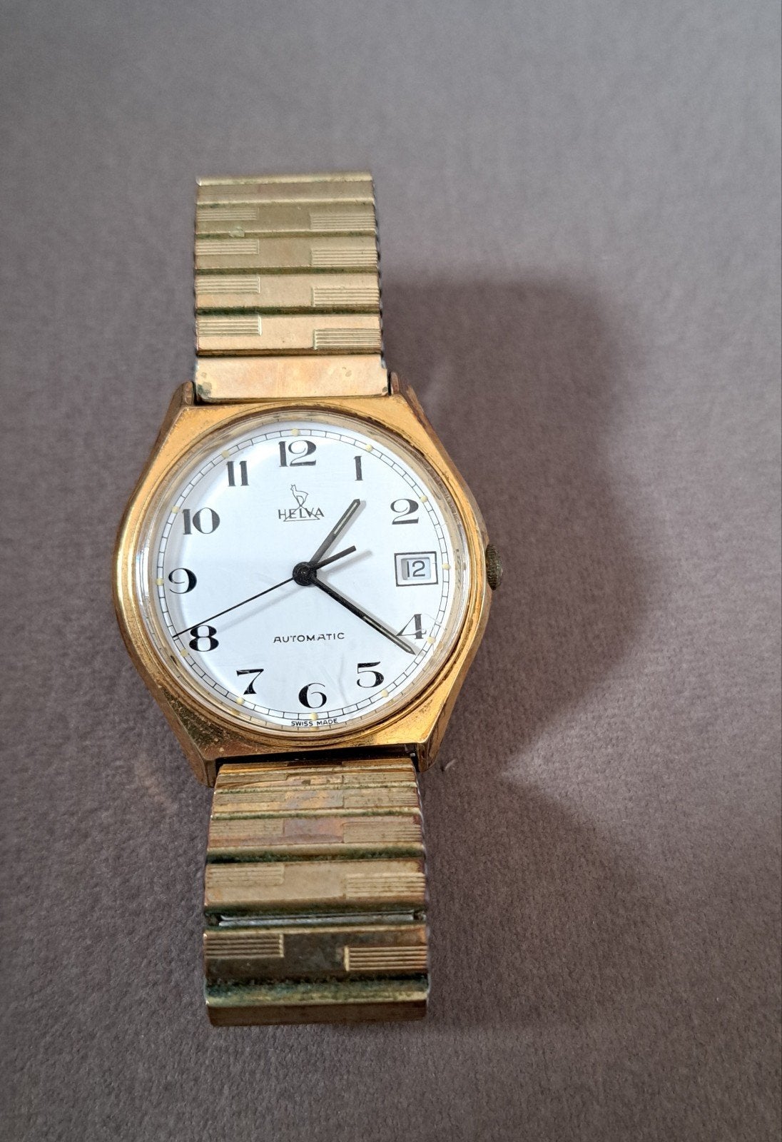 Montre automatique Helva pour homme, Bijoux, Sacs & Beauté, Montre-bracelet, Autres marques, Enlèvement ou Envoi, Acier