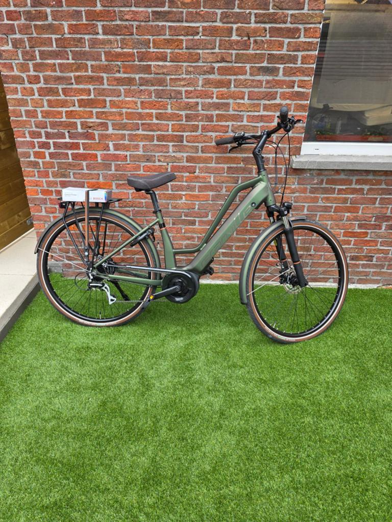 Nieuwe dames ebike bosch motor ingebouwde accu, 47 tot 51 cm, Ophalen of Verzenden, Nieuw, 50 km per accu of meer