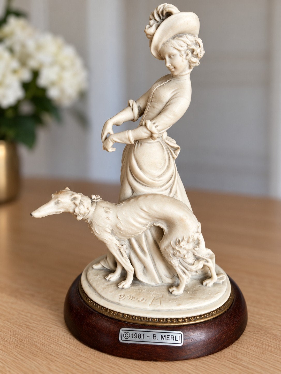 Florence sculture d'arte -Beeld vrouw met windhond, Enlèvement ou Envoi