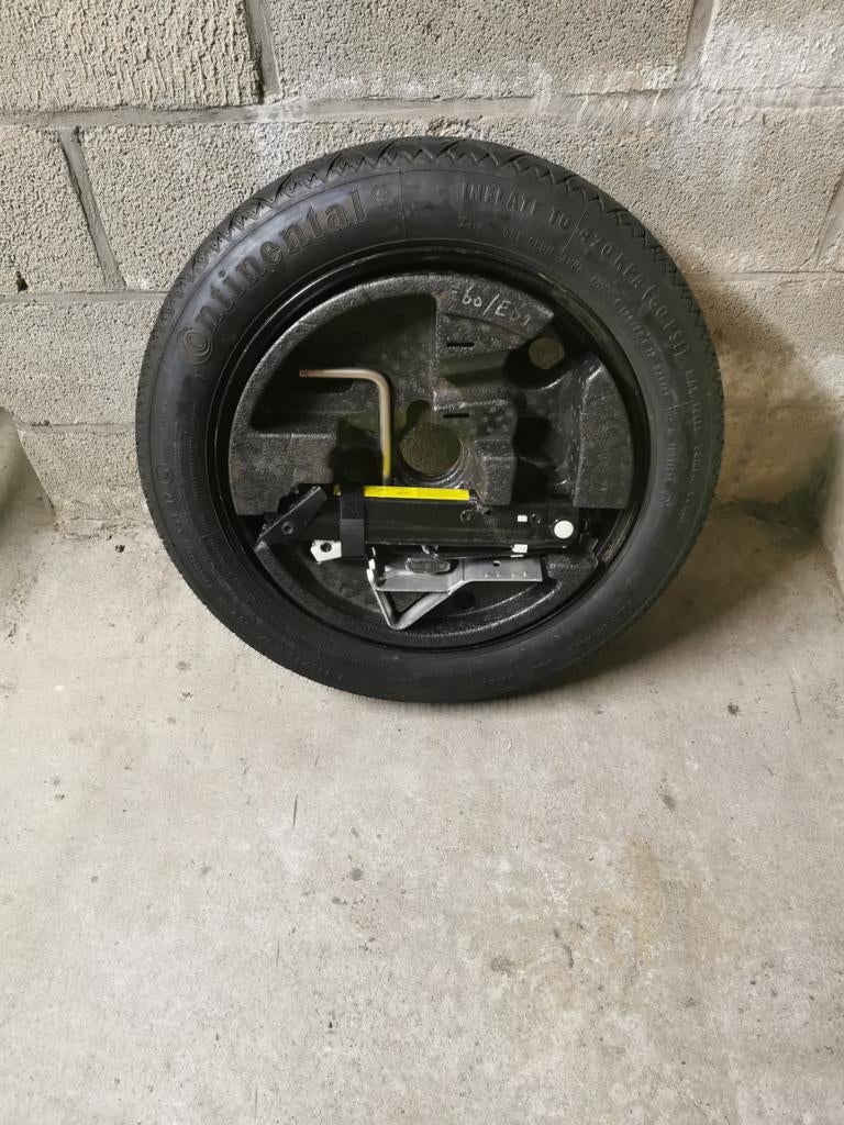 THUISKOMERTJE BMW, Auto-onderdelen, Banden en Velgen, Ophalen, Banden en Velgen, Nieuw, 17 inch