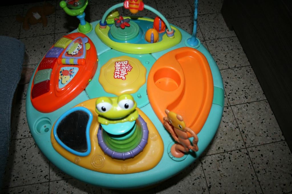 table éducative pour bebe, Enlèvement, Utilisé