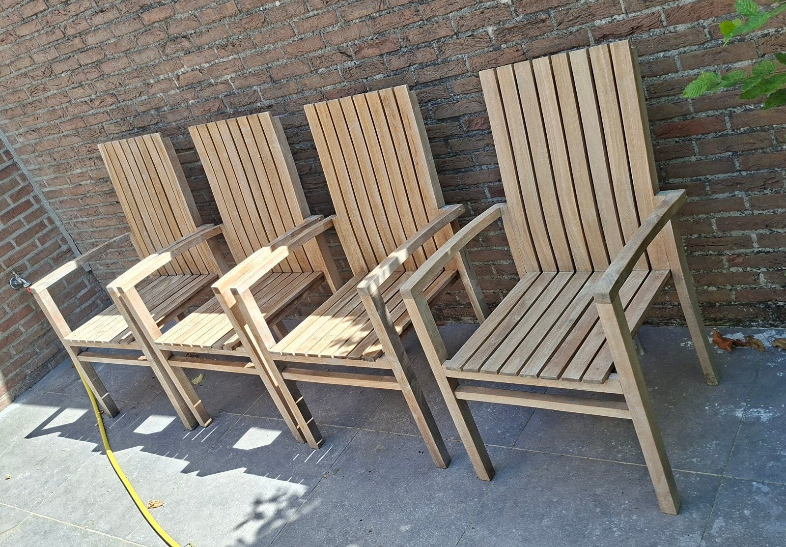 4 chaises de jardin en teck, Enlèvement