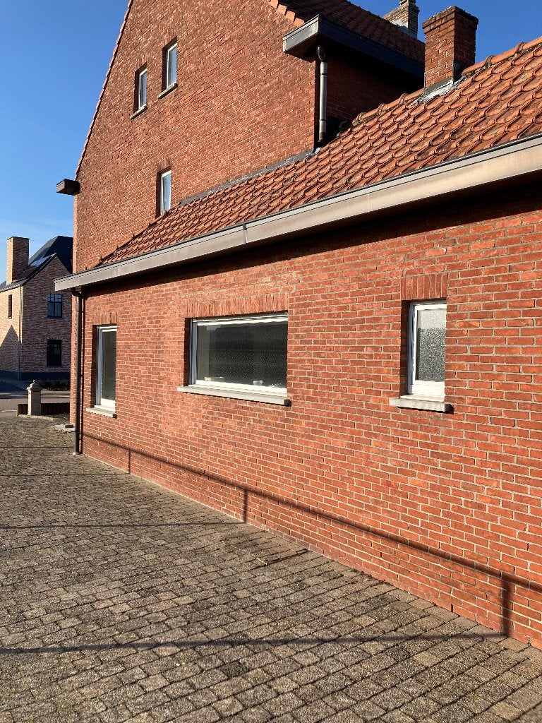 Gevelsteen, Enlèvement, Utilisé, Briques