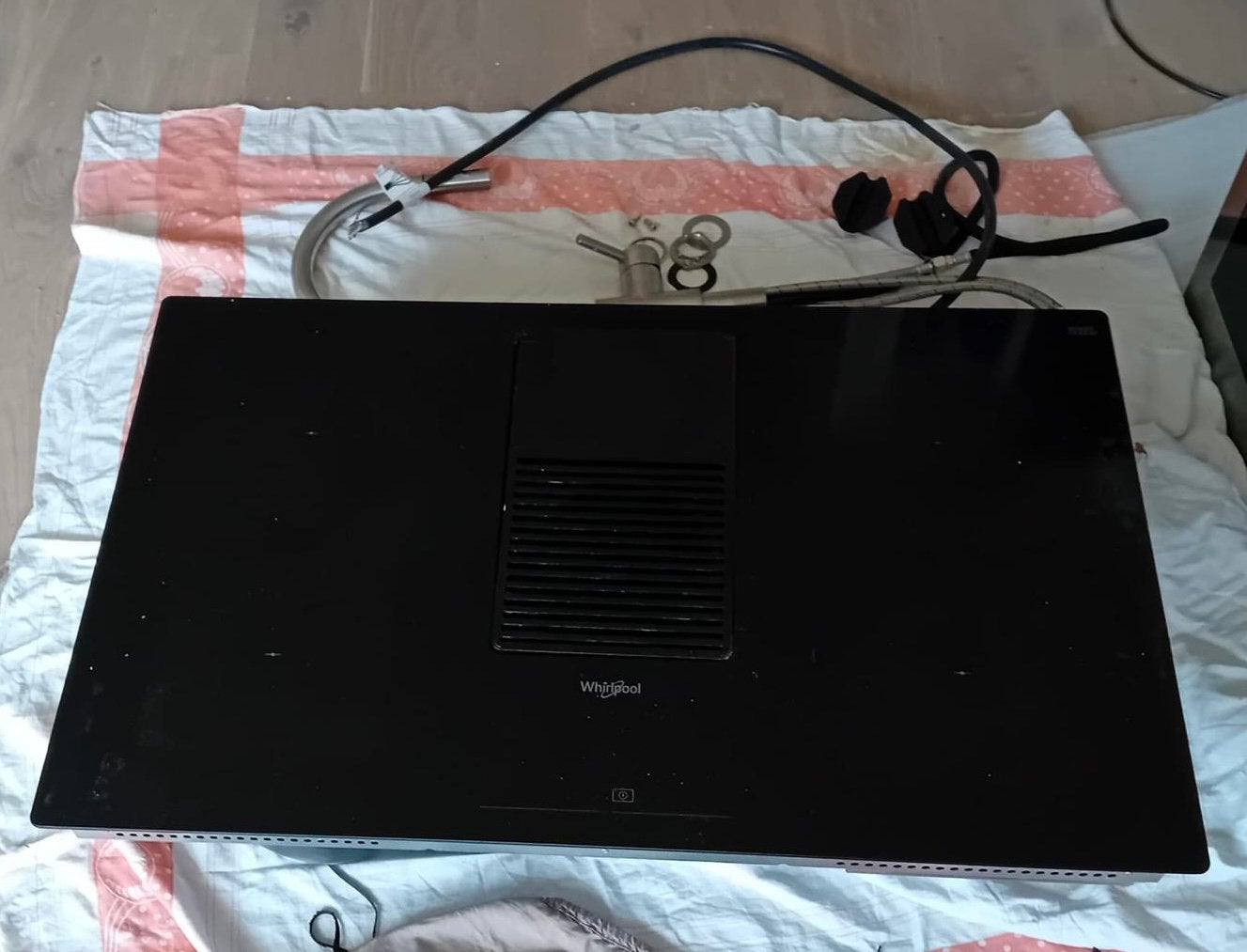 Whirlpool inductiekookplaat, Ophalen, Gebruikt, 4 kookzones, Inbouw