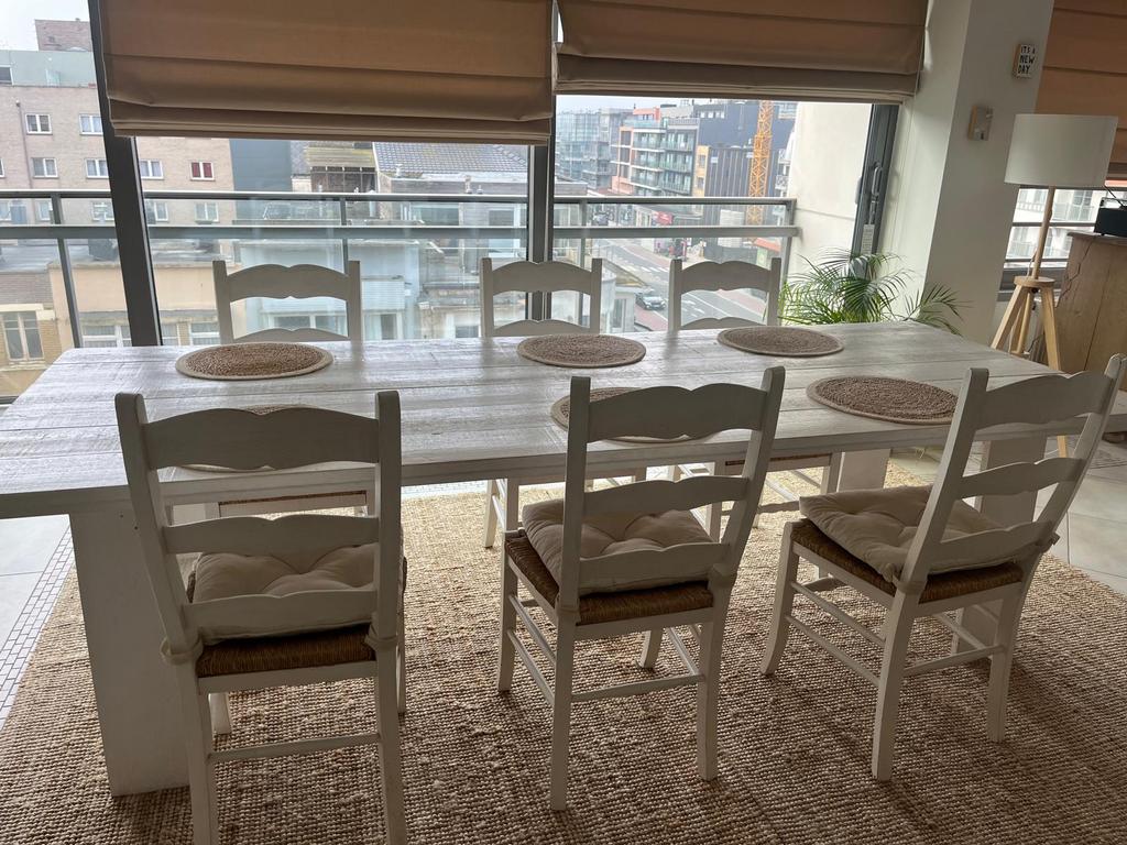 Table en chêne avec 6 chaises, Enlèvement