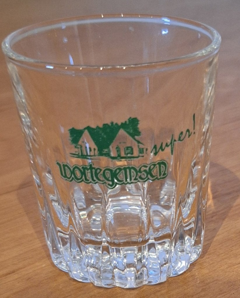 1 glazen jeneverglas met het logo van Wortegemsen, Verzamelen, Ophalen of Verzenden, Zo goed als nieuw, Borrel- of Shotglas