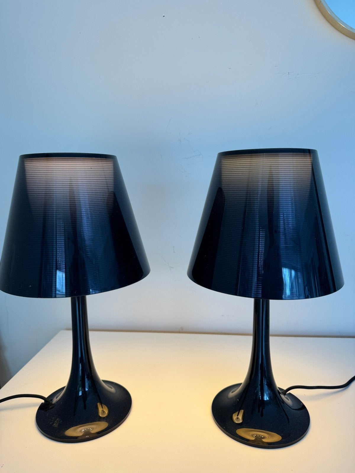 Ensemble de deux lampes de table originales Flos Miss K, Maison & Meubles, Enlèvement ou Envoi, Comme neuf, Design