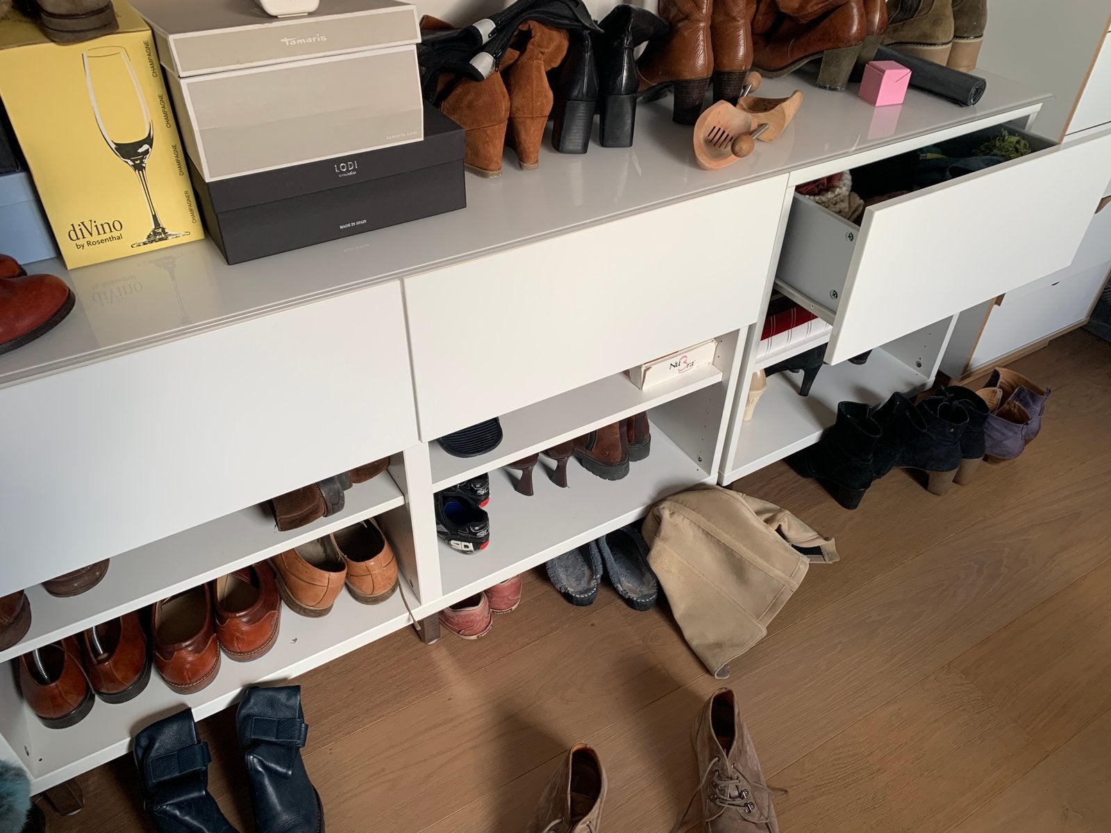 Set van 2 commodes en 1 langere lage kast, ikea, Huis en Inrichting, Ophalen, Zo goed als nieuw