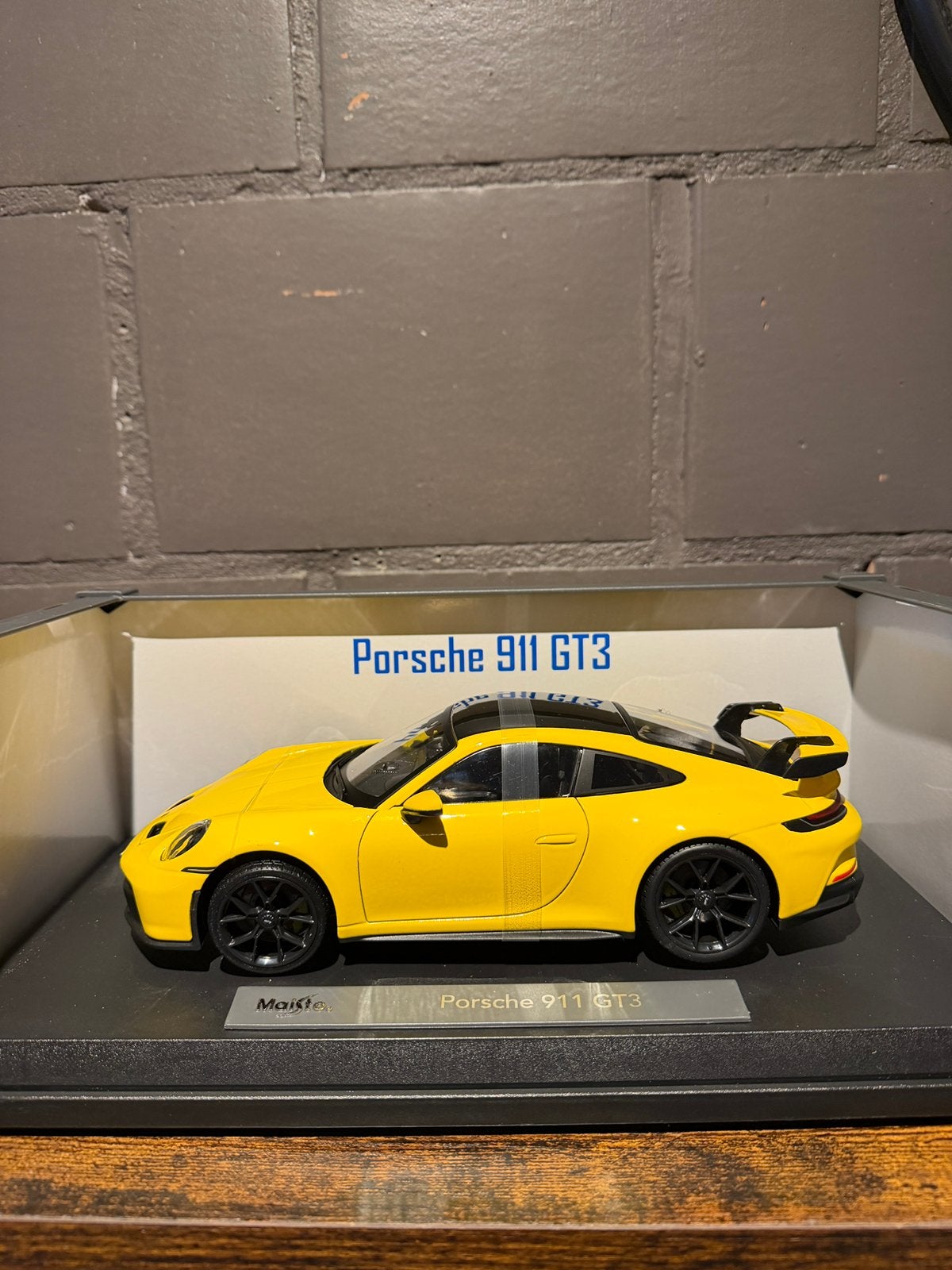 Porsche 911 GT3, Hobby en Vrije tijd, Modelauto's | 1:18, Ophalen, Zo goed als nieuw, Maisto