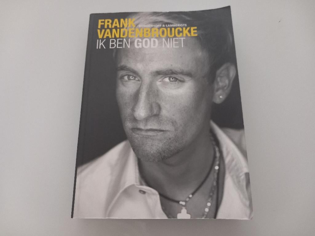 Boek Frank Vandenbroucke Ik ben God niet Koers Wielrennen, Ophalen of Verzenden