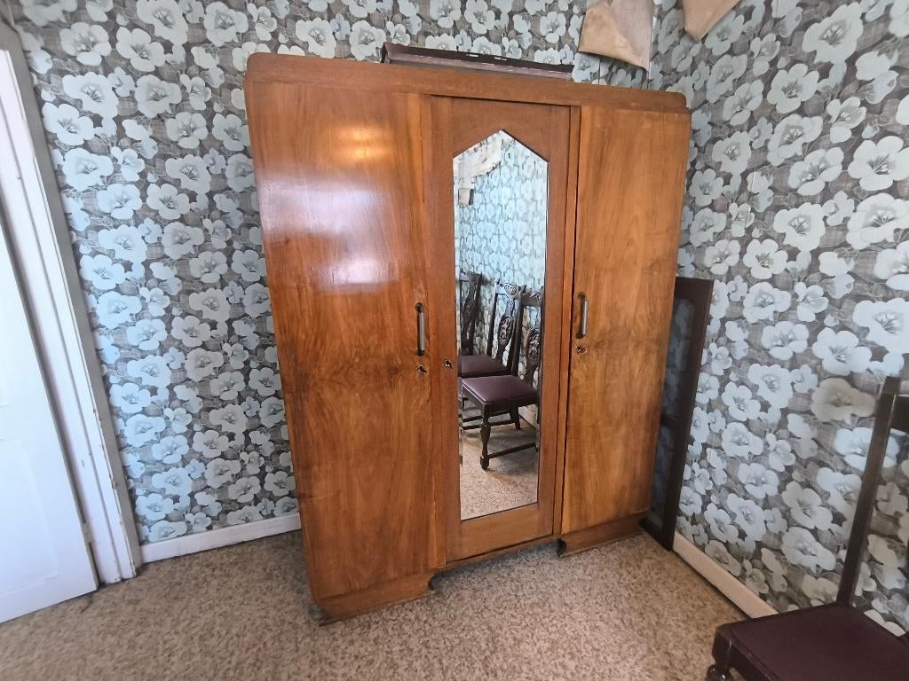 Art Deco kleerkast – jaren 30 – walnoot fineer – spiegeldeur, Ophalen