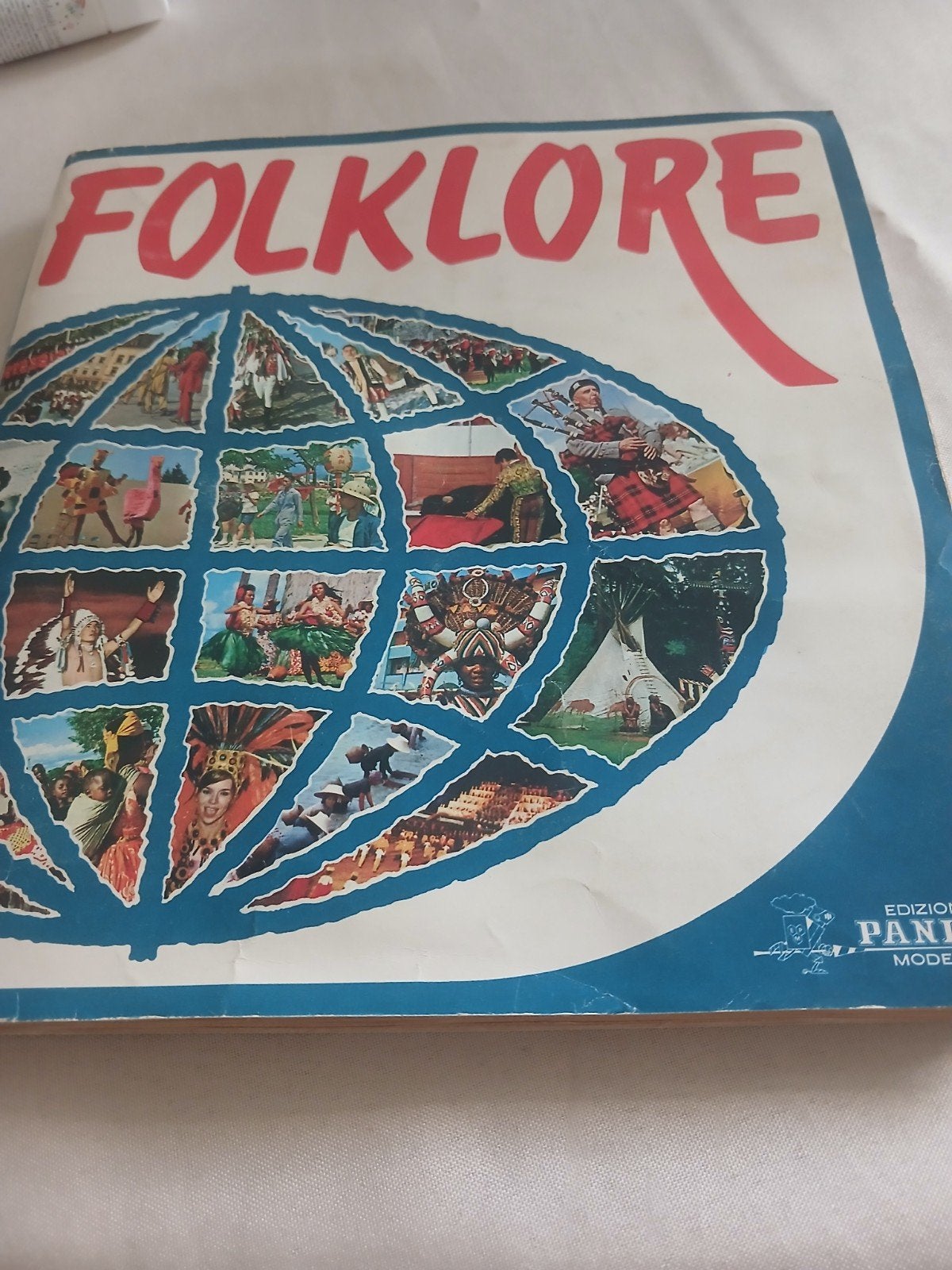 folklore panini, Enlèvement ou Envoi