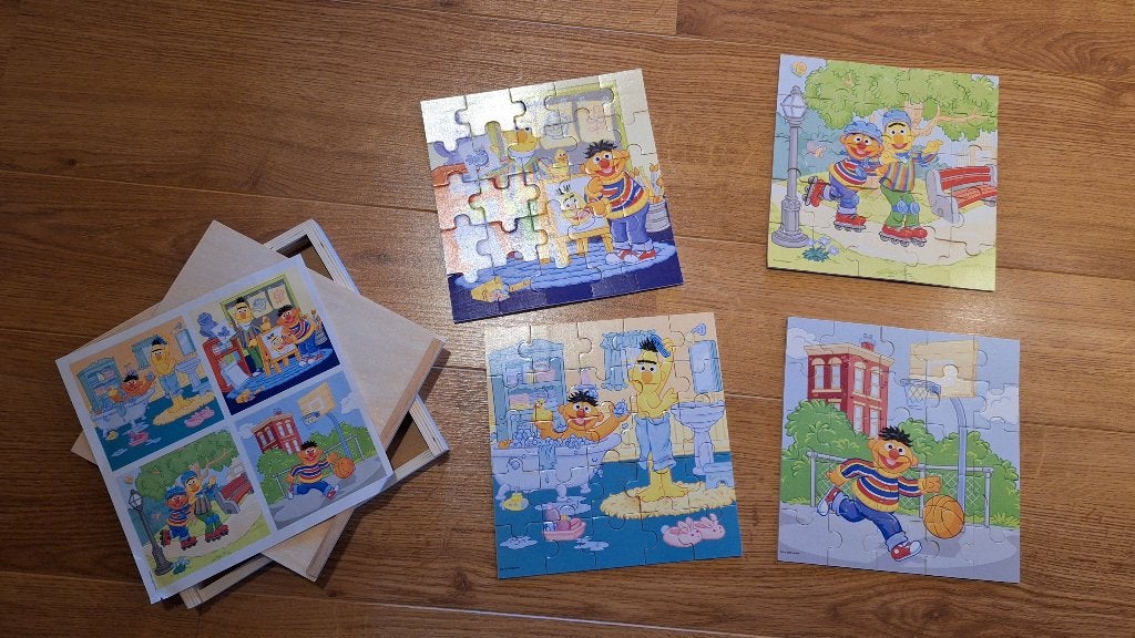 4 Sesamstraat puzzels 25, Kinderen en Baby's, 10 tot 50 stukjes, Ophalen of Verzenden, Zo goed als nieuw, Van hout