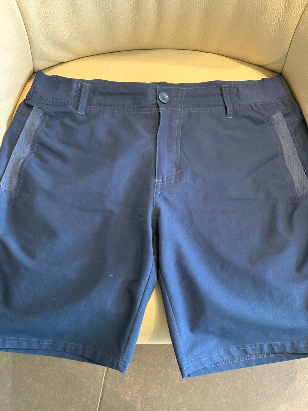 Short bleu Decathlon pour homme (L/XL)., Vêtements | Hommes, Pantalons, Comme neuf, Taille 52/54 (L), Bleu, Enlèvement ou Envoi