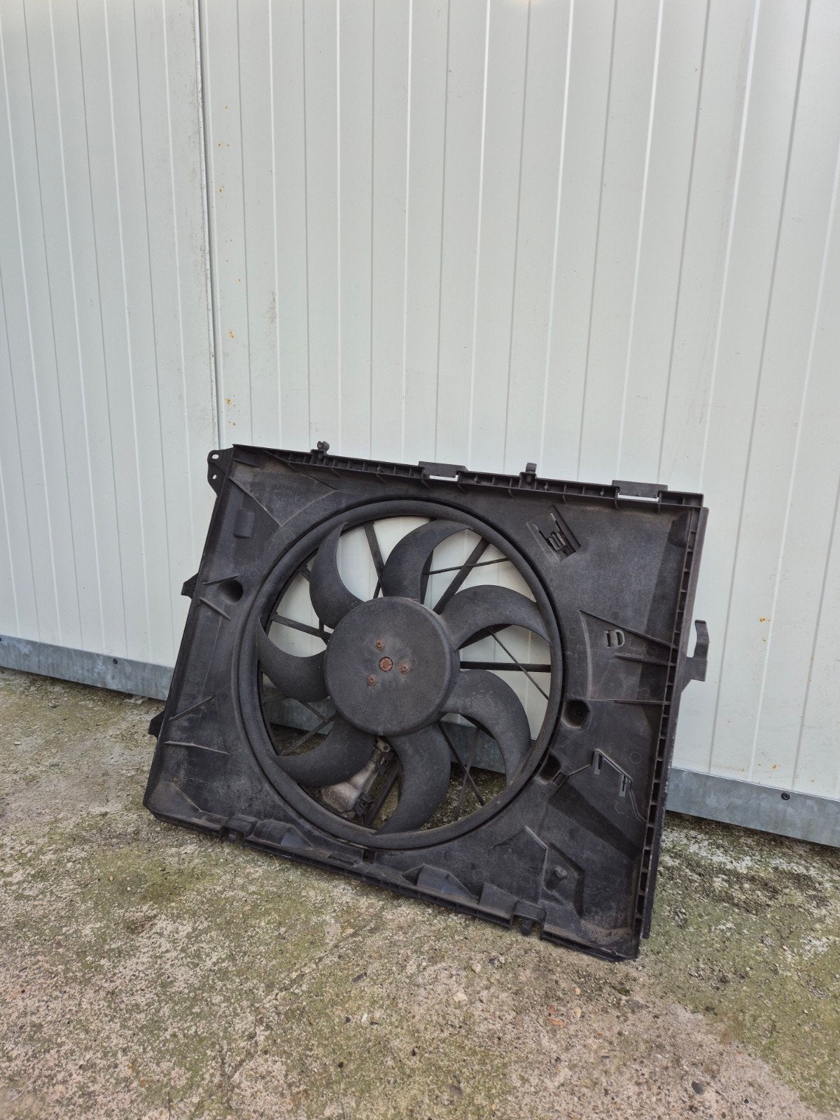 BMW E90 koelvin ventilator, Ophalen, BMW