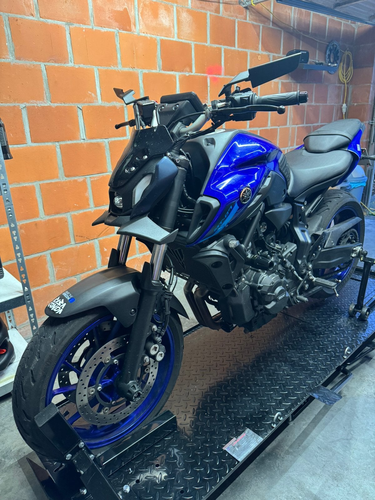 MT07 2023 A2, Motoren, 700 cc, 2 cilinders, Particulier, Minimaal motorrijbewijs A2