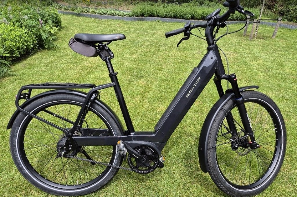 Riese & Müller Nevo GT Vario - maat 56 - Lunar Grey, Fietsen en Brommers, Gebruikt, 50 km per accu of meer, 55 tot 59 cm, Ophalen