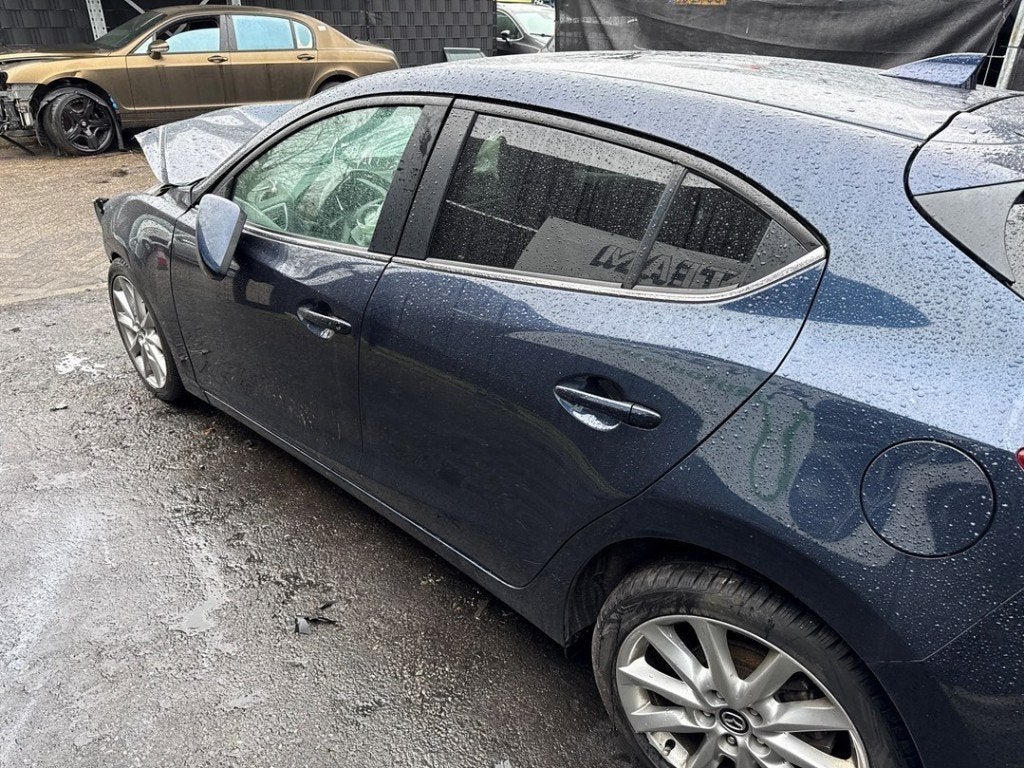PORTE GAUCHE ARRIÈRE Mazda 3 (BM / BN) (01-2013/05-2019), Arrière, Hitdorfer Straße 73
51371  Leverkusen, DE, Mazda, Utilisé