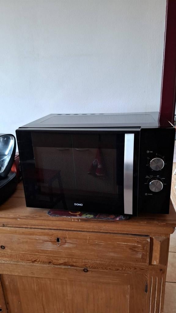 Domo zwarte magnetron, Ophalen