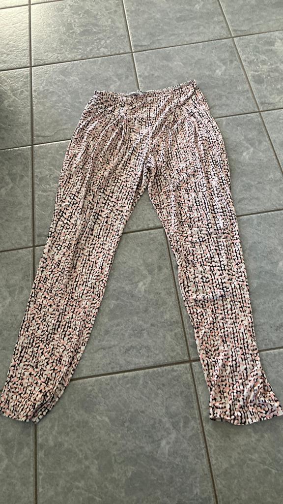Broek maat 38 Lola & Liza, Enlèvement ou Envoi, Comme neuf, Taille 38/40 (M)