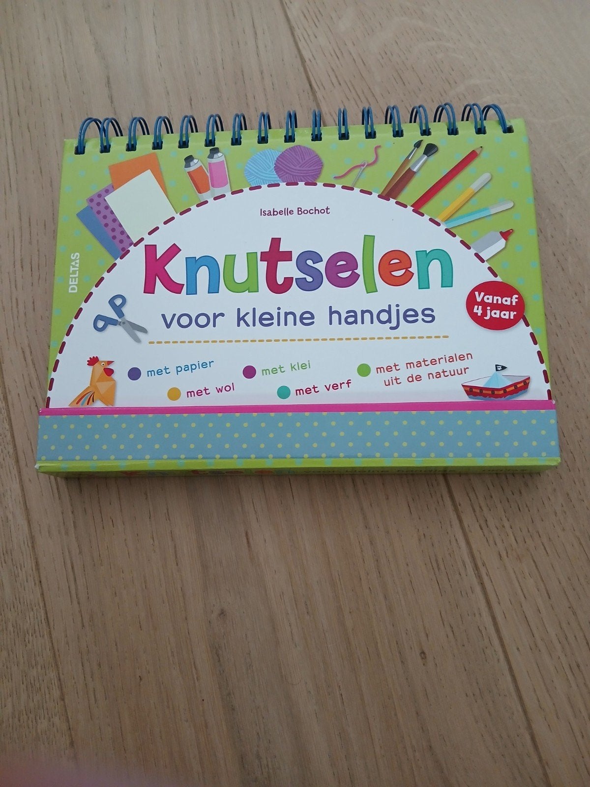 Knutselen voor kleine handjes (vanaf 4 jaar) Deltas/Isabell, Ophalen, Meerkleurig, Zo goed als nieuw, Knutselboek
