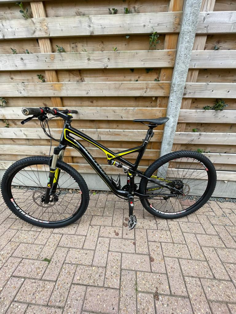 VTT d'enduro spécialisé, Enlèvement, Utilisé