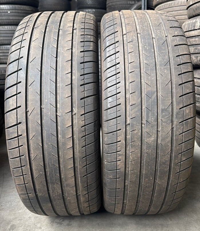 2255518 225/55/18 225/55R18 zomerbanden merk vredestein, Ophalen