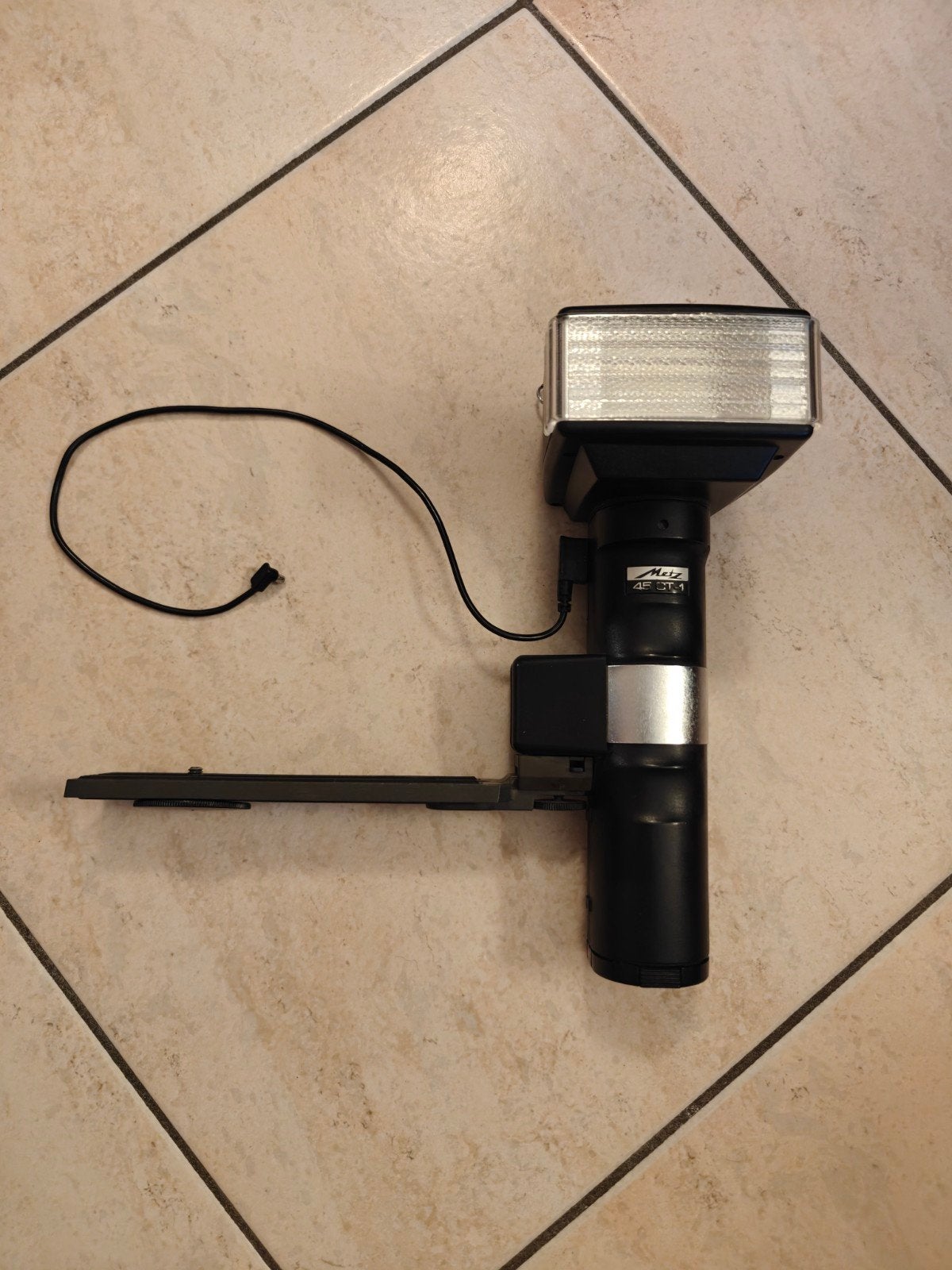 Metz 45 CT-1 flitser met houder - Vintage flitslicht, Ophalen of Verzenden, Externe flitser, Metz