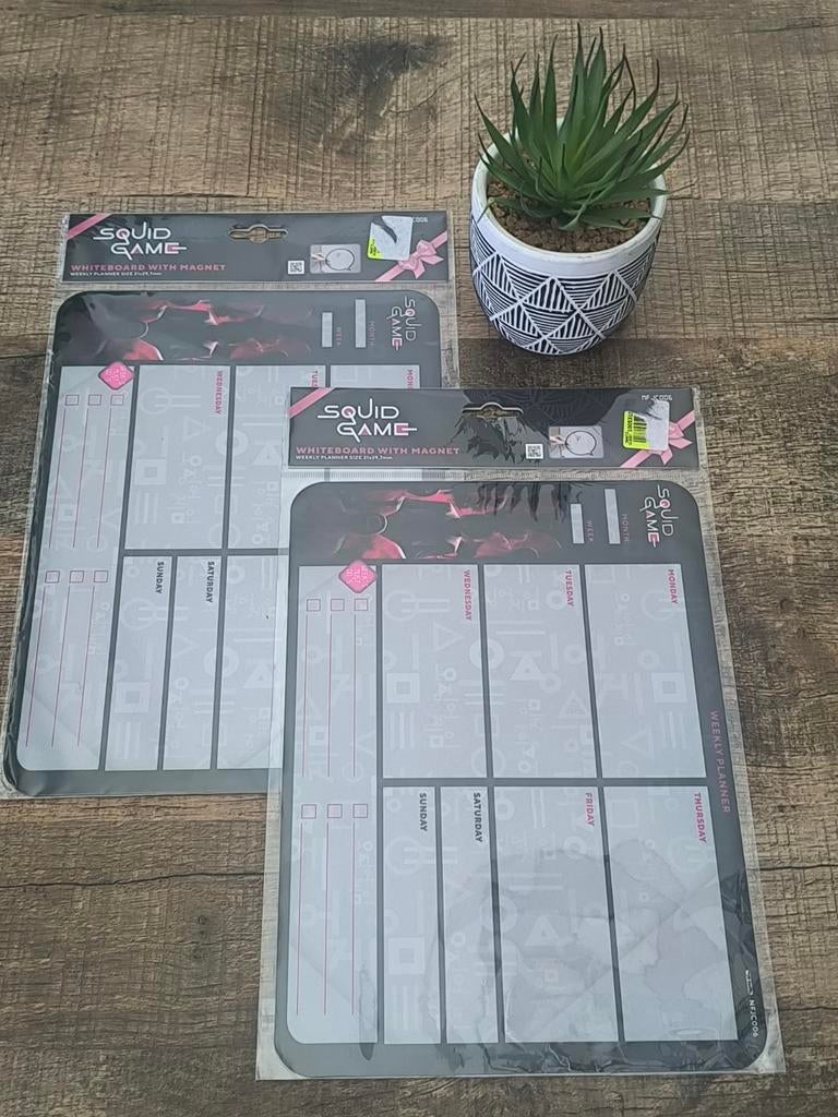 2 x magnetisch whiteboard met weekplan met als thema Squid G, Ophalen of Verzenden, Nieuw, Magneetbord