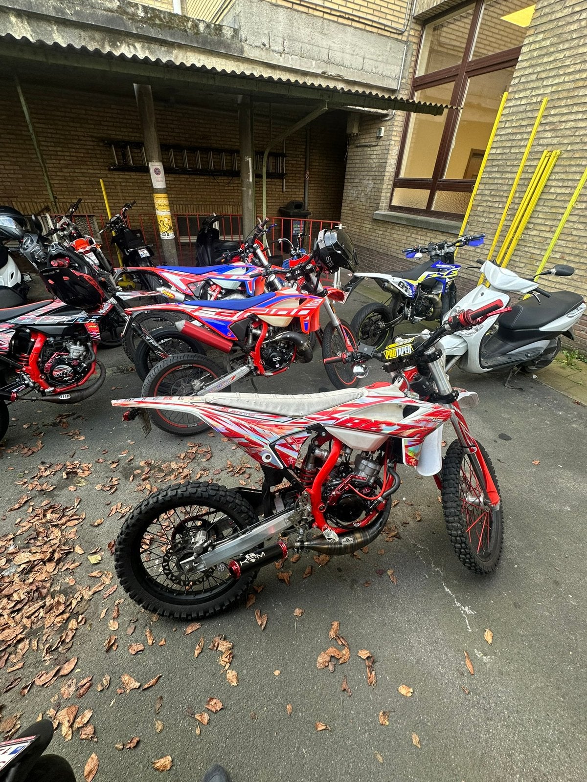 BETA ENDURO VELGEN, Fietsen en Brommers, Ophalen, Zo goed als nieuw